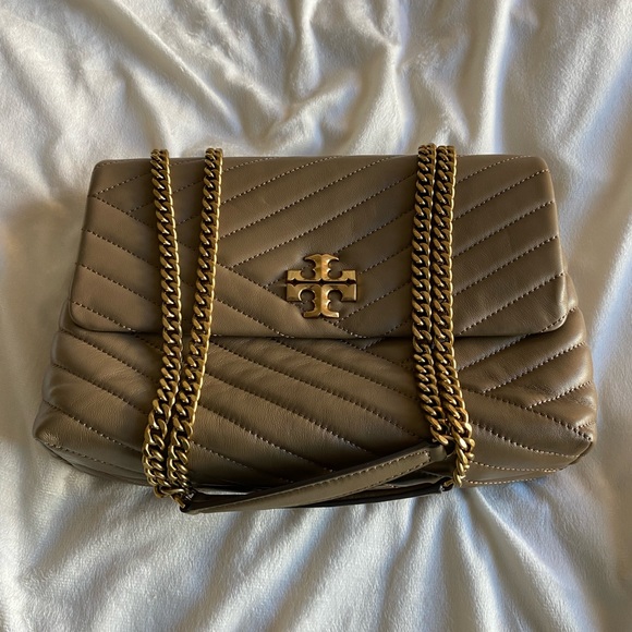 Tory Burch Handbags - Tory Burch Sandpiper Shoulder Bag